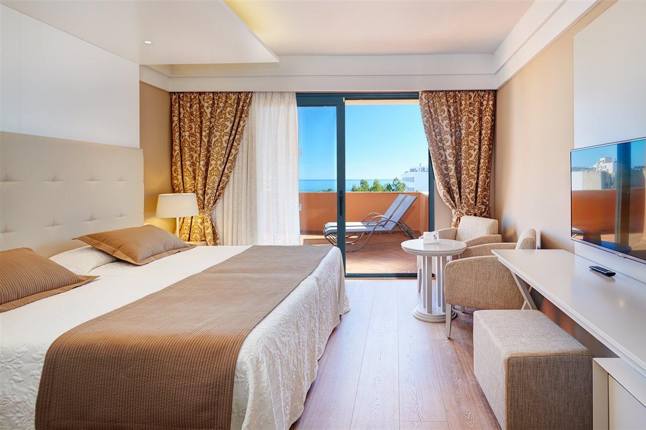 Hipotels Hipocampo Palace & Spa Cala Millor  Eksteriør billede A room at the hotel