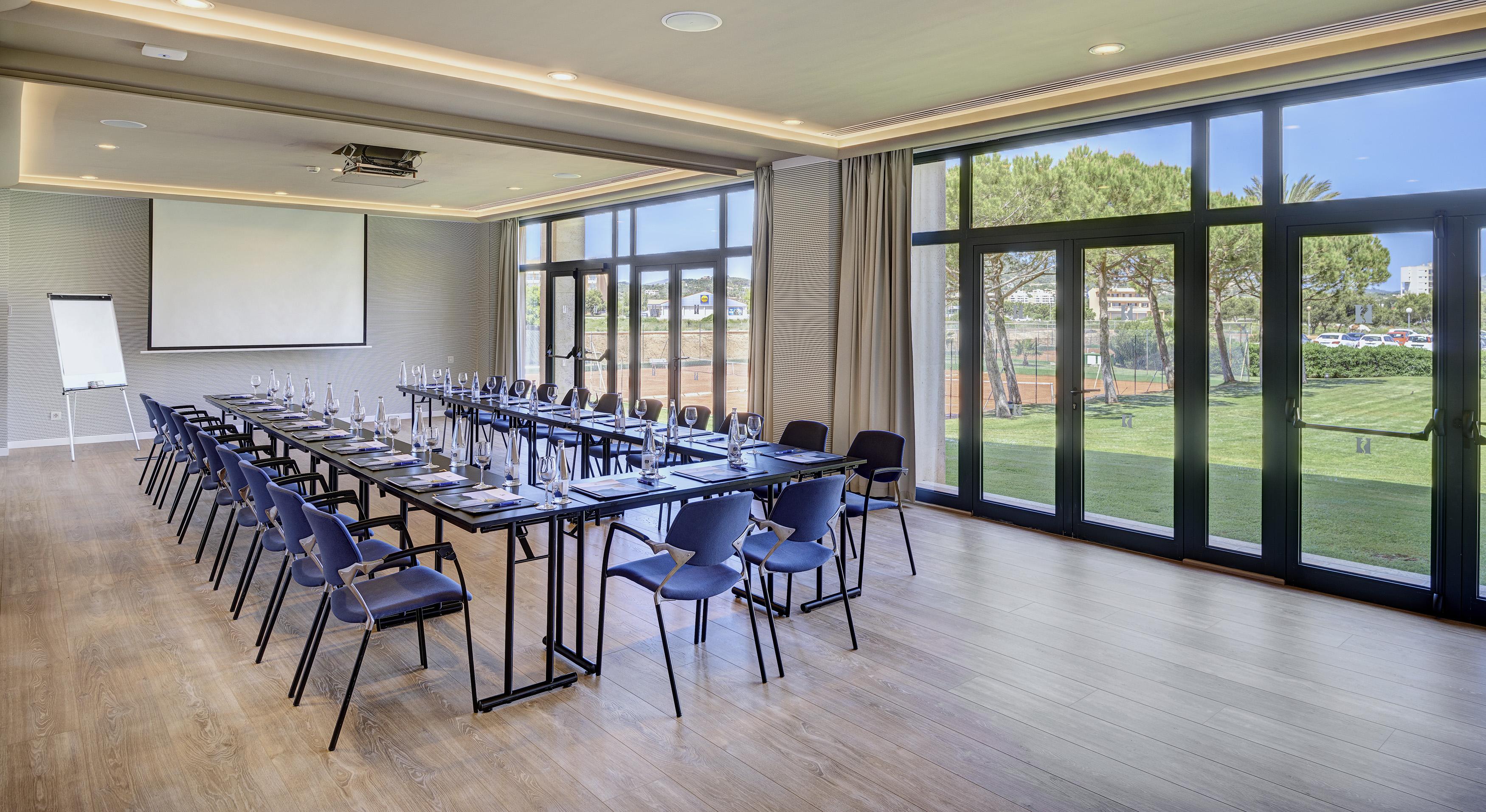 Hipotels Hipocampo Palace & Spa Cala Millor  Eksteriør billede Meeting room