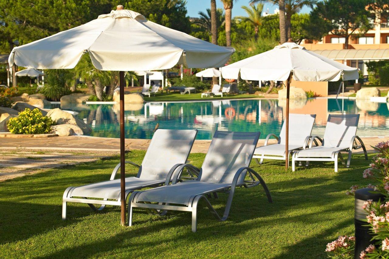 Hipotels Hipocampo Palace & Spa Cala Millor  Eksteriør billede A beach chair